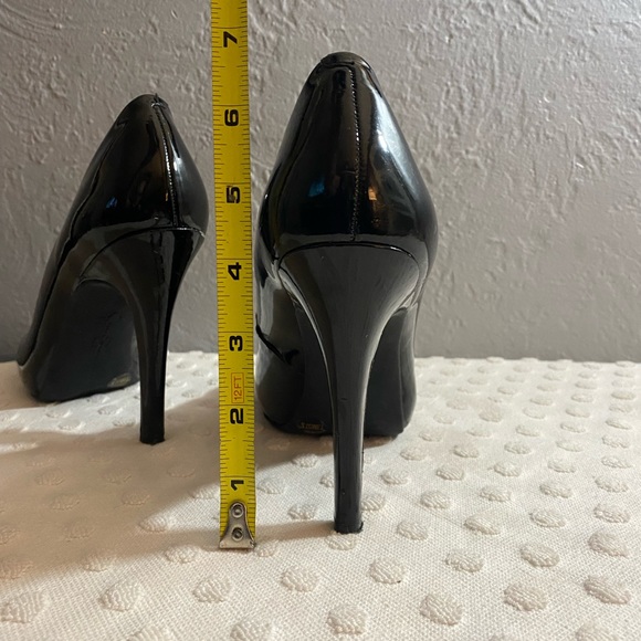 JESSICA SIMPSON Black Patent Malia Heels - Picture 11 of 16